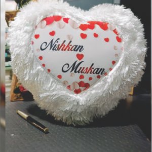 Customize / White Fur Heart Cushion